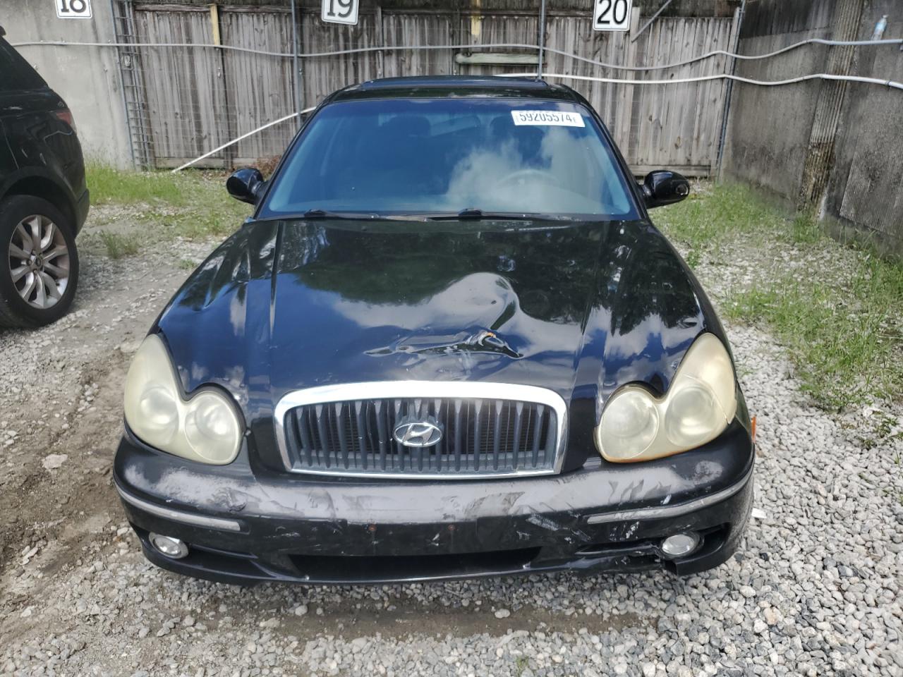 KMHWF35H02A524184 2002 Hyundai Sonata Gls