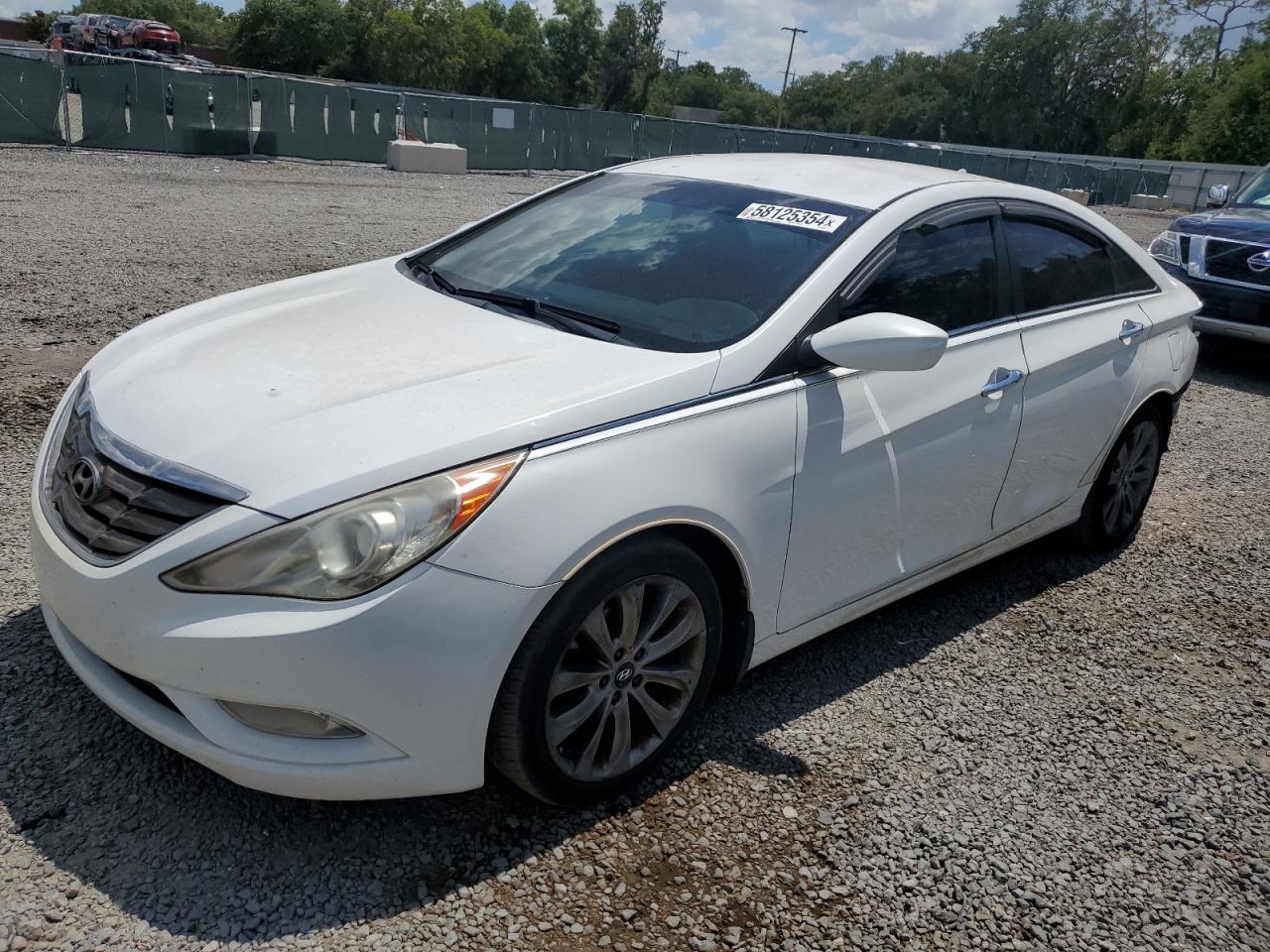 5NPEC4ACXBH306688 2011 Hyundai Sonata Se