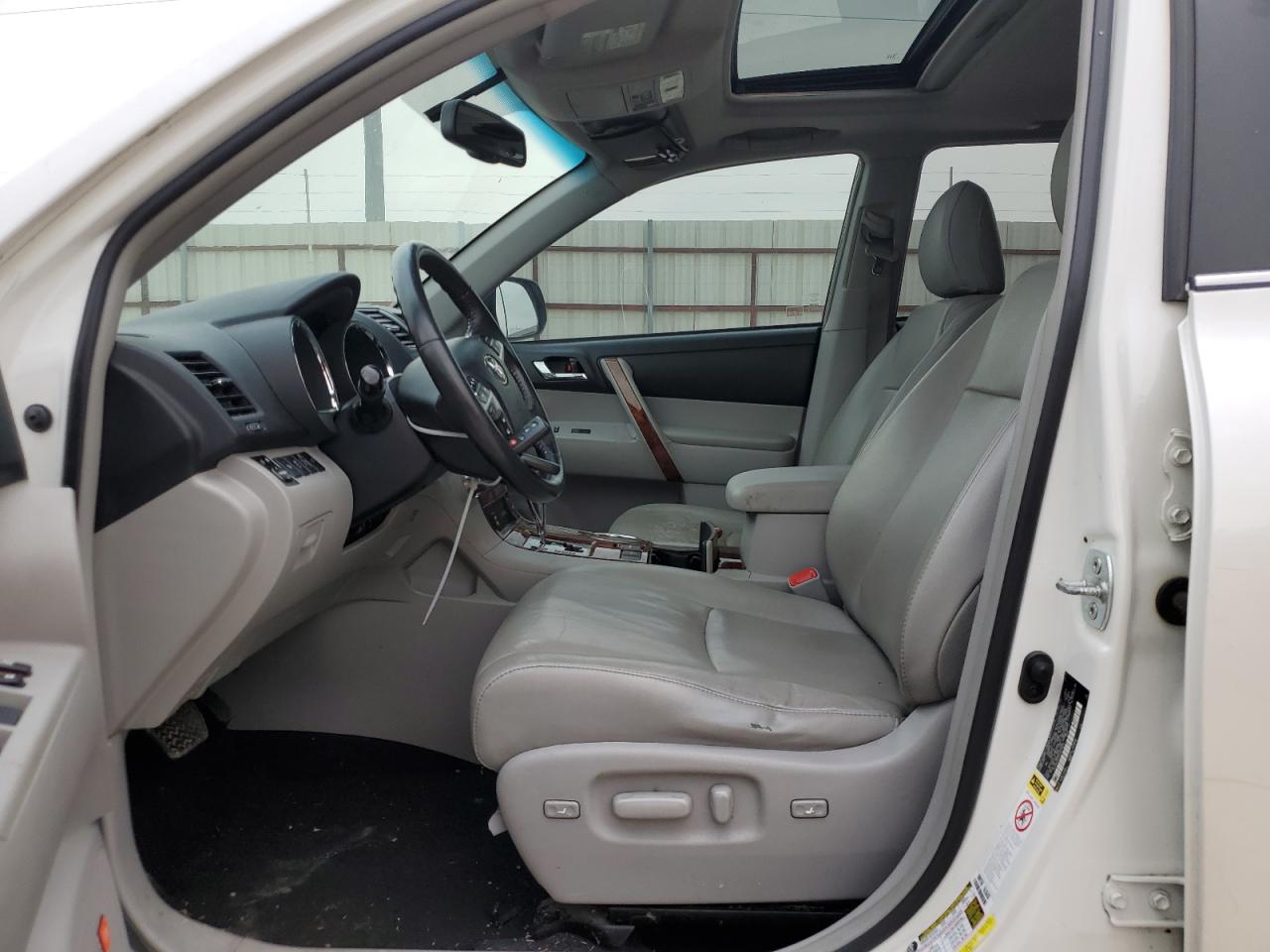5TDYK3EH3CS074625 2012 Toyota Highlander Limited