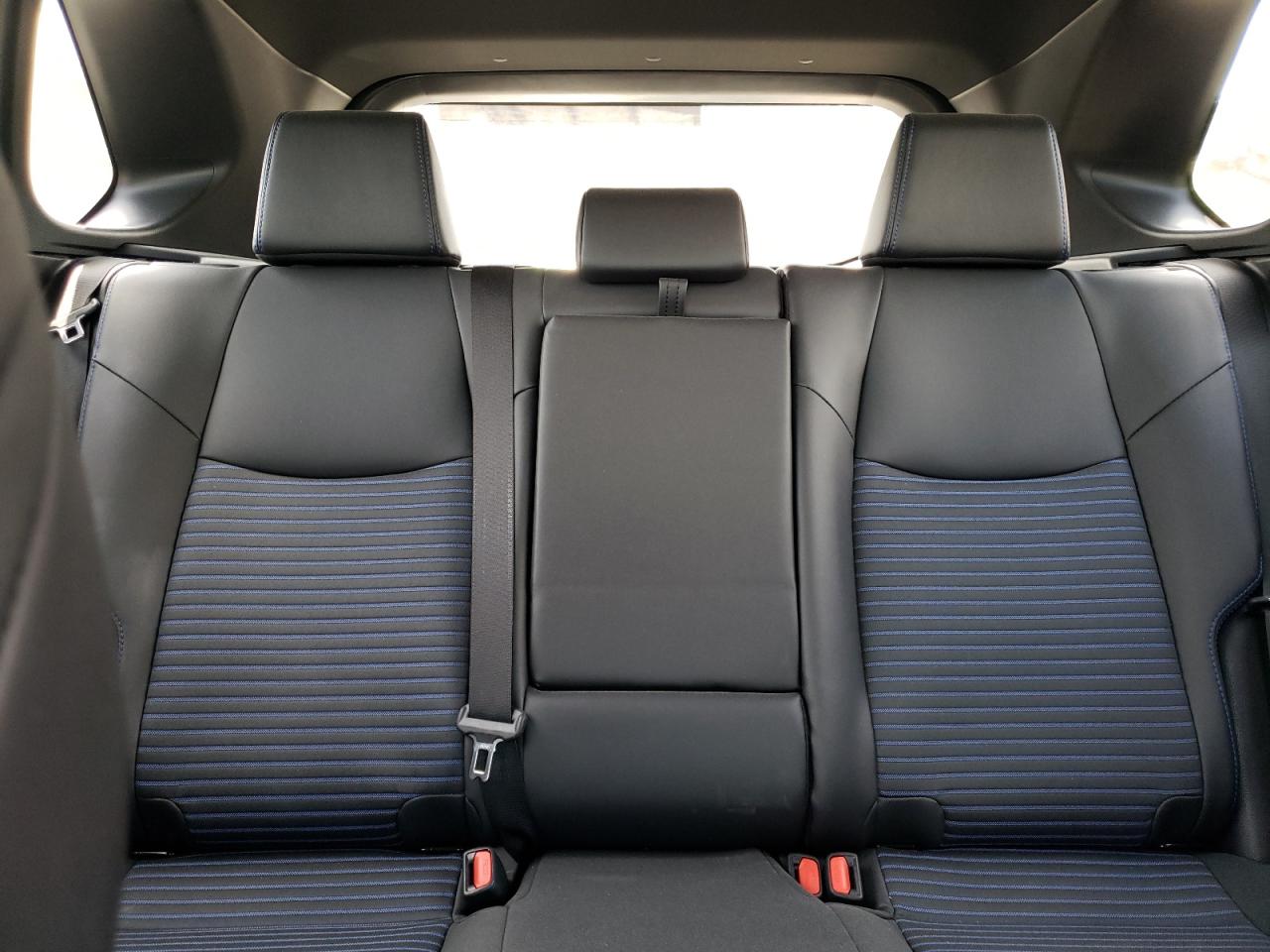 2T3E6RFV3RW061976 2024 Toyota Rav4 Xse