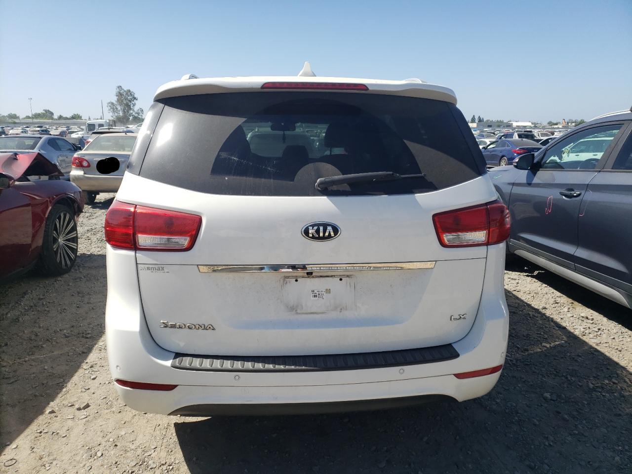 KNDMB5C12G6083970 2016 Kia Sedona Lx