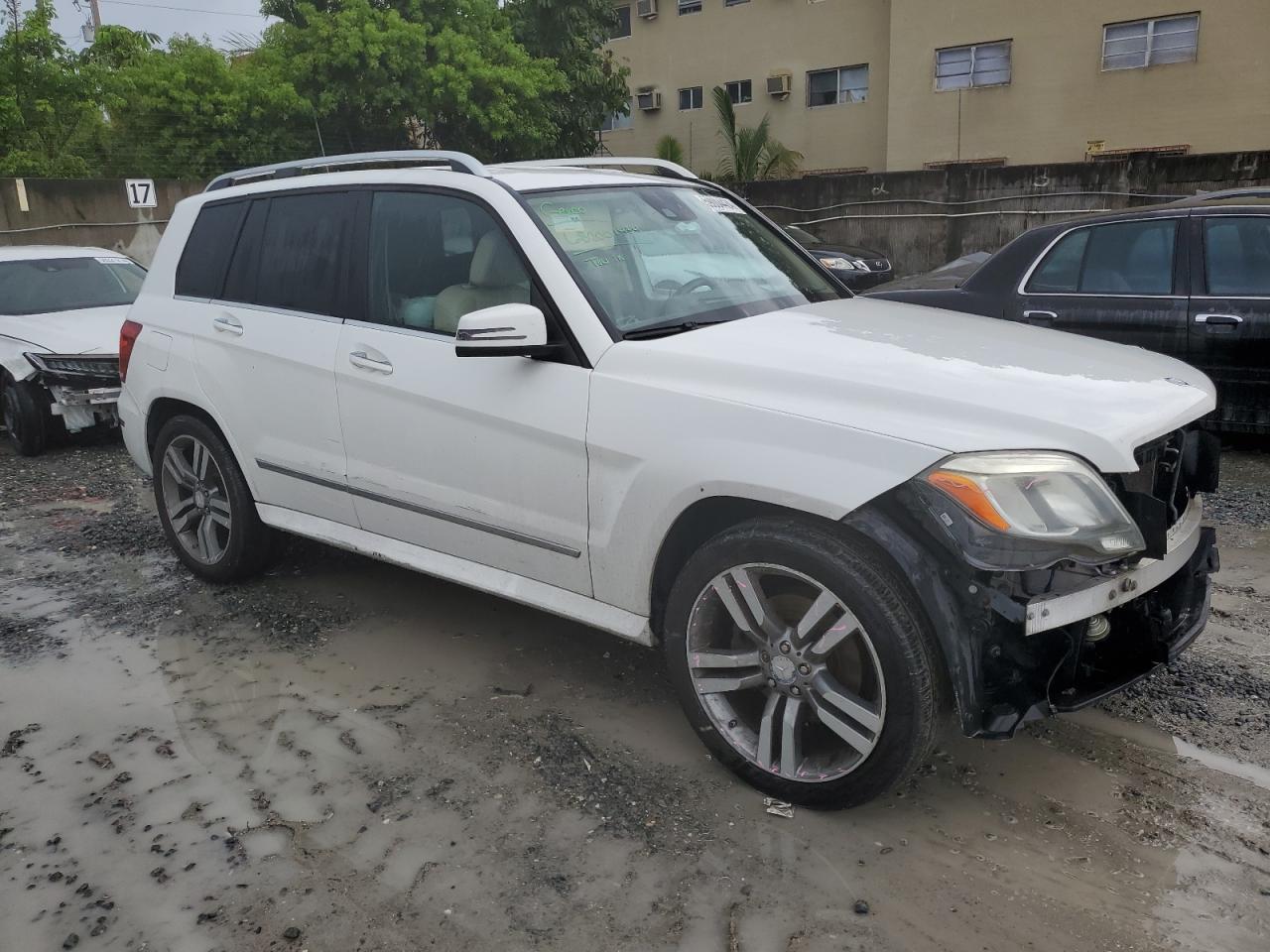 WDCGG5HB4DG071643 2013 Mercedes-Benz Glk 350