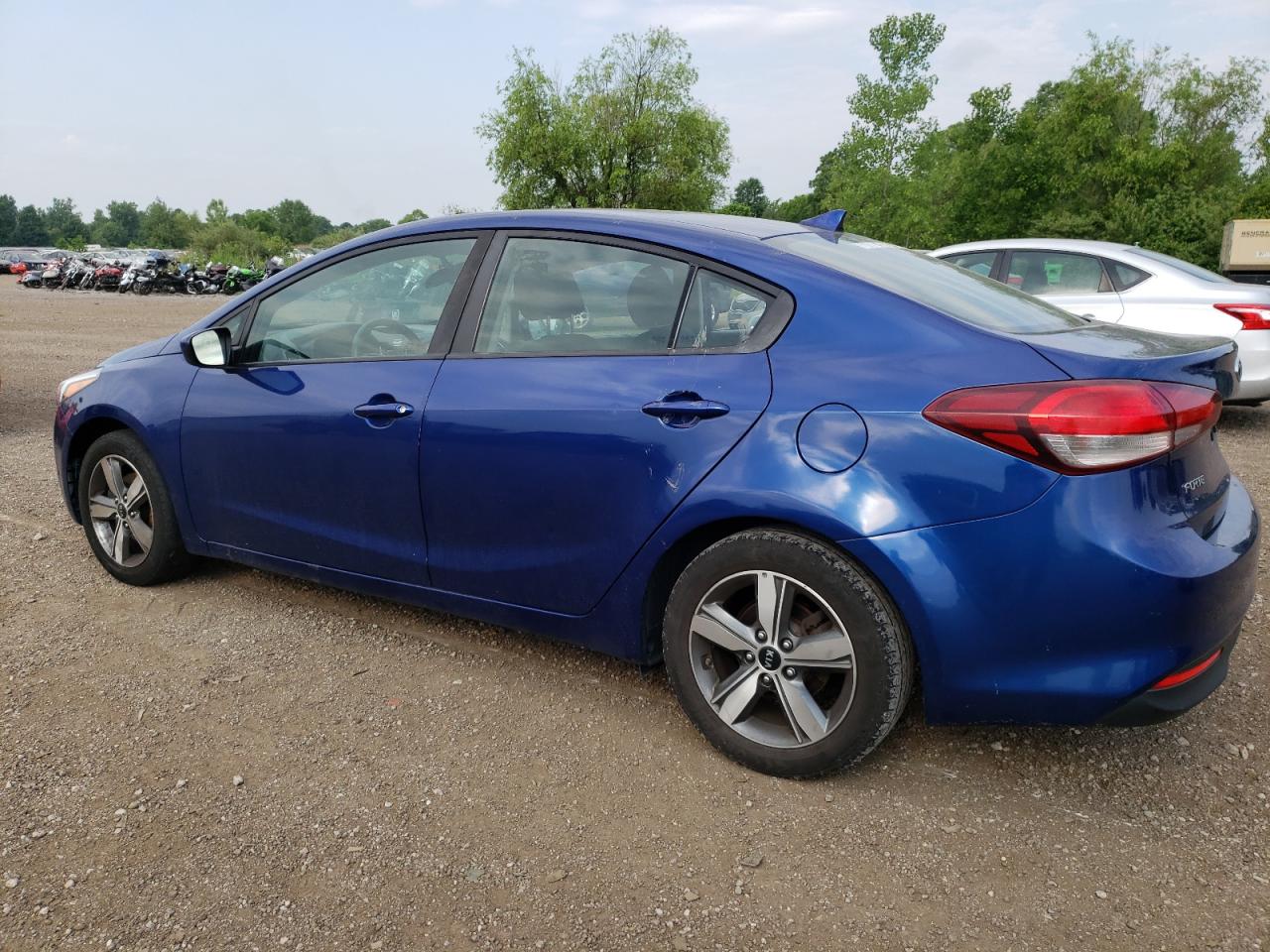 2018 Kia Forte Lx vin: 3KPFL4A70JE169125