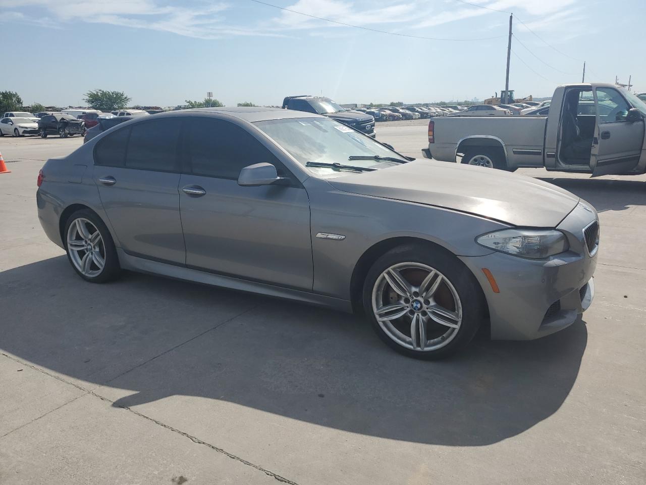 2013 BMW 535 Xi vin: WBAFU7C56DDU77218