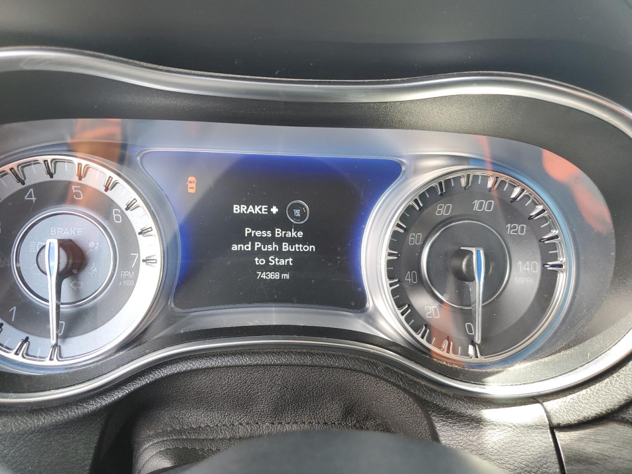 2C3CCAAG2KH601516 2019 Chrysler 300 Touring