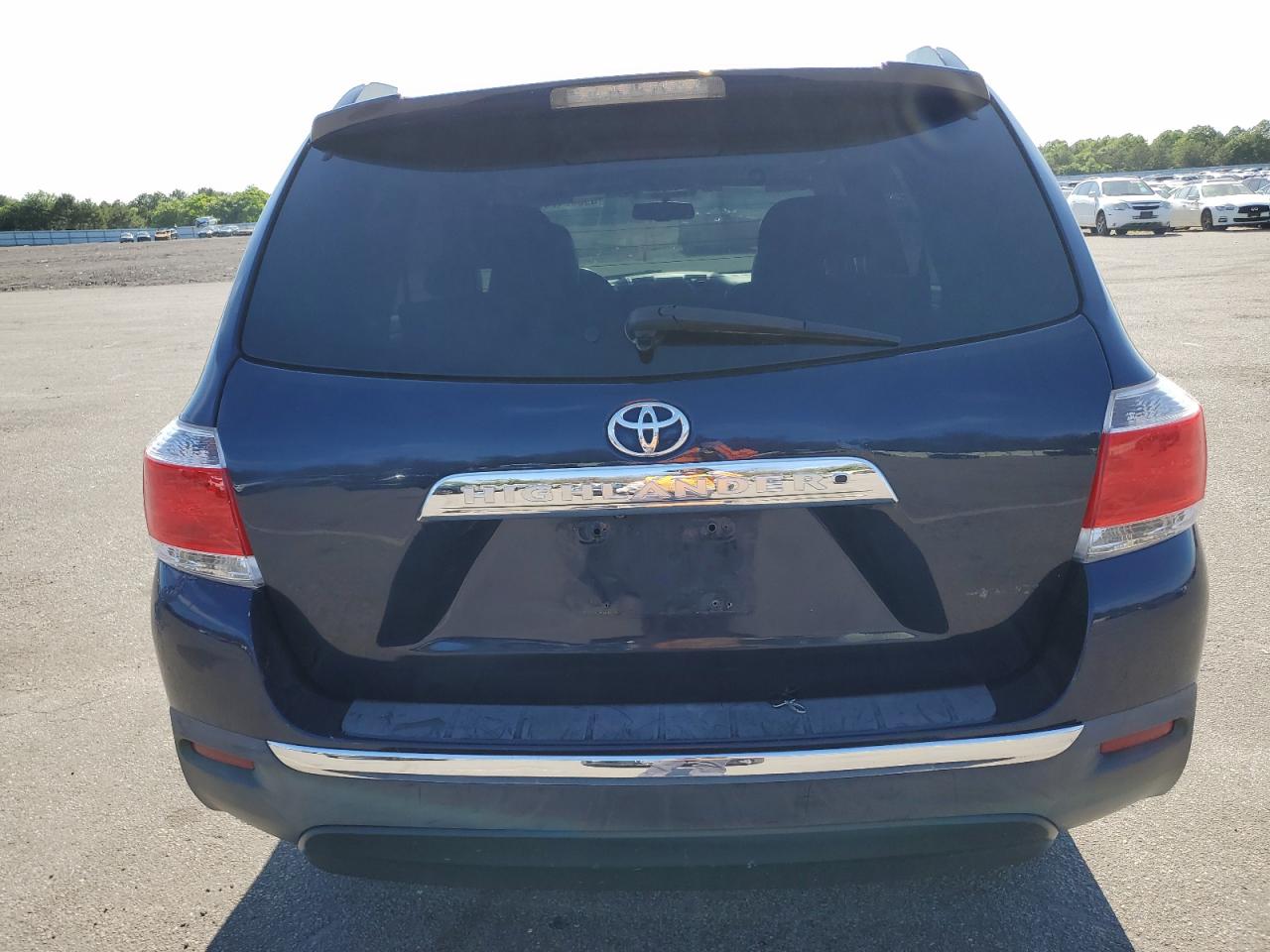 5TDDK3EH2CS132416 2012 Toyota Highlander Limited