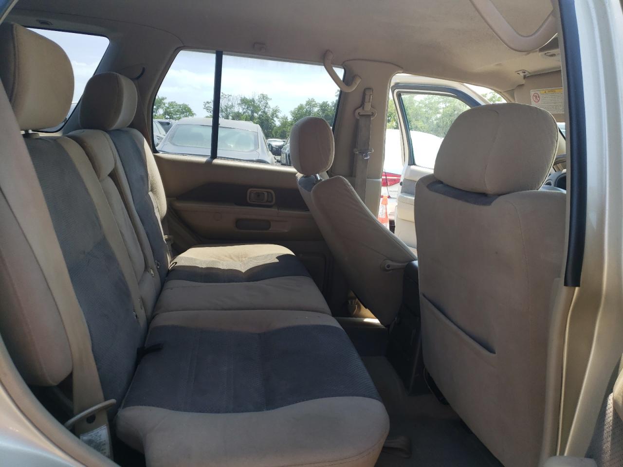 JN8AR07S1YW413592 2000 Nissan Pathfinder Le