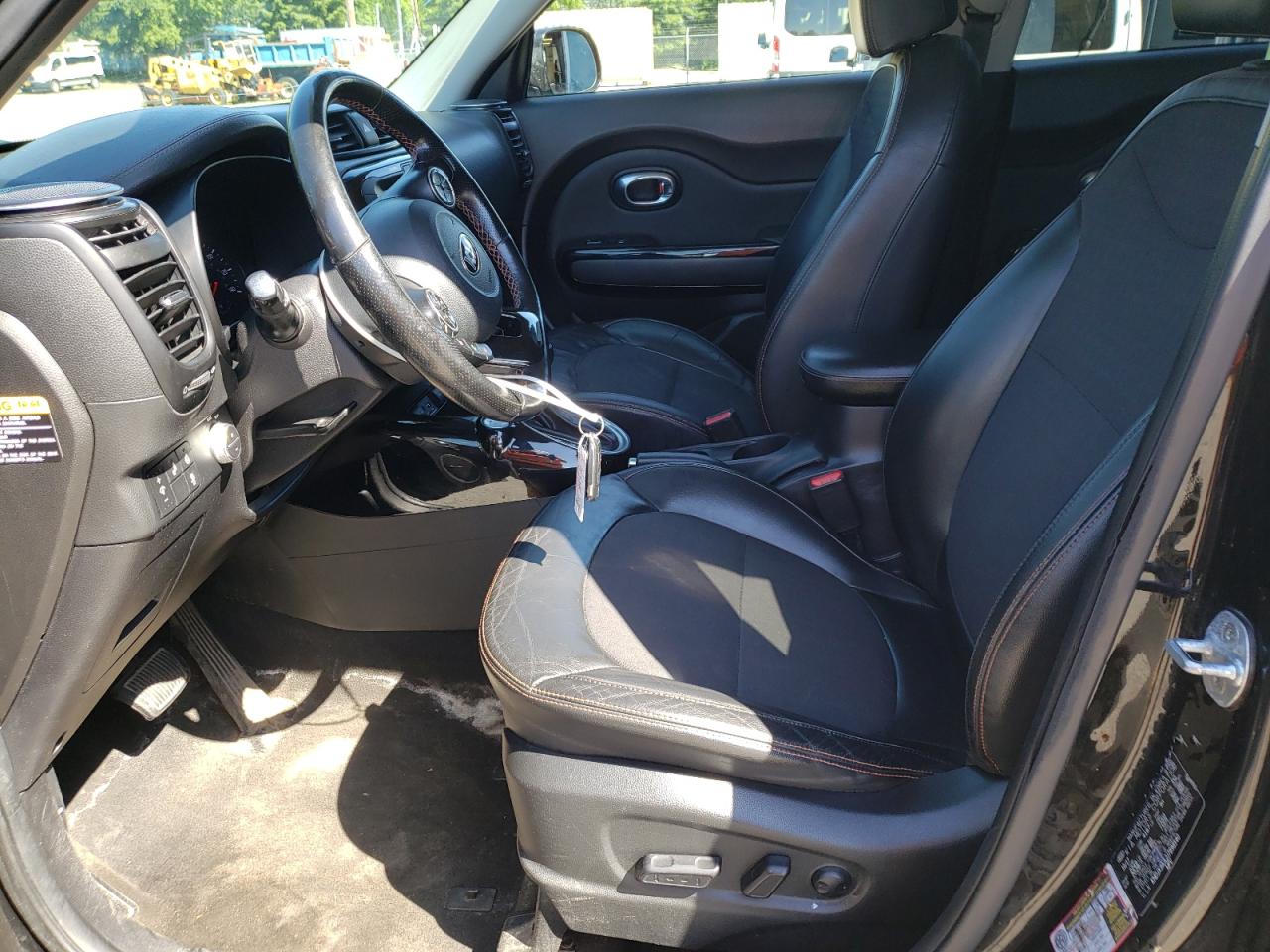 KNDJX3AA2J7898540 2018 Kia Soul !