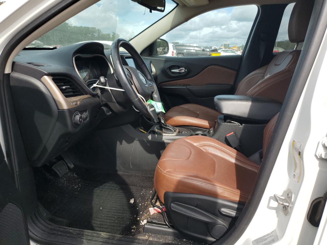 1C4PJLCB2FW506851 2015 Jeep Cherokee Latitude