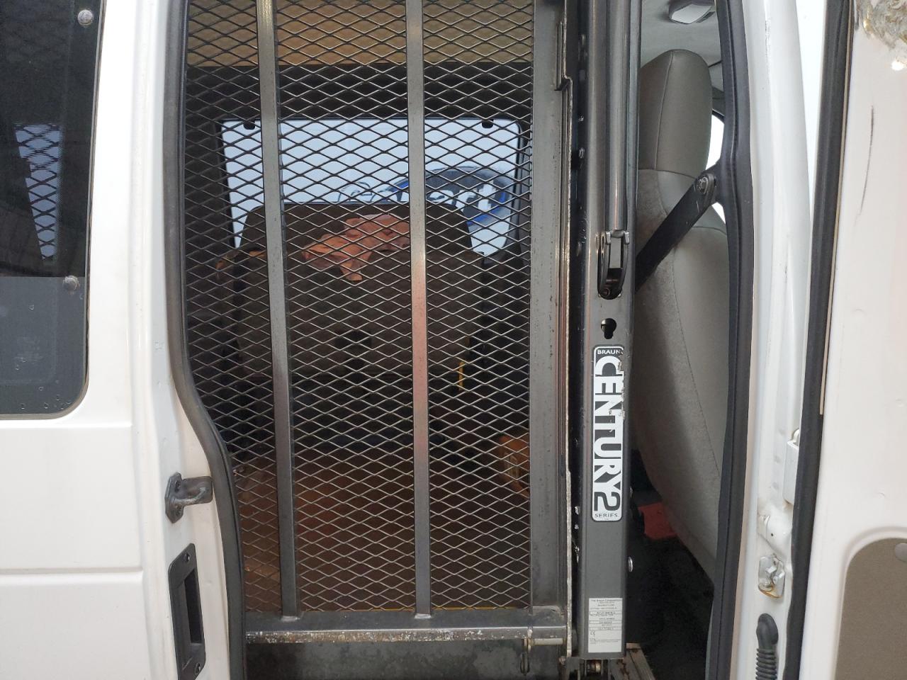 1FTNS2EWXCDA30385 2012 Ford Econoline E250 Van