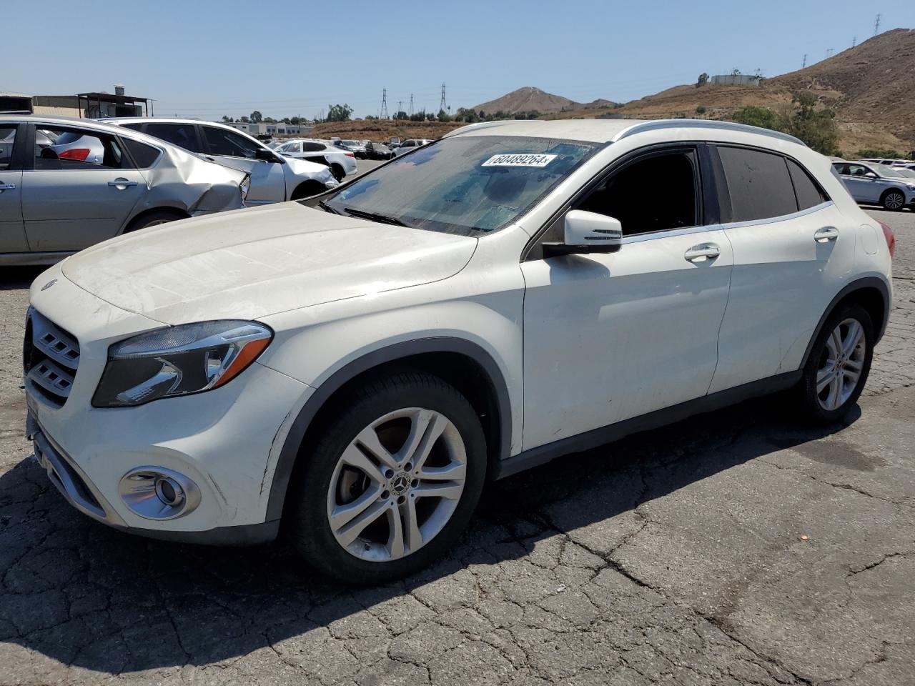  Salvage Mercedes-Benz GLA