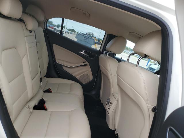 VIN WDCTG4EB5JJ407909 2018 MERCEDES-BENZ GLA-CLASS no.10