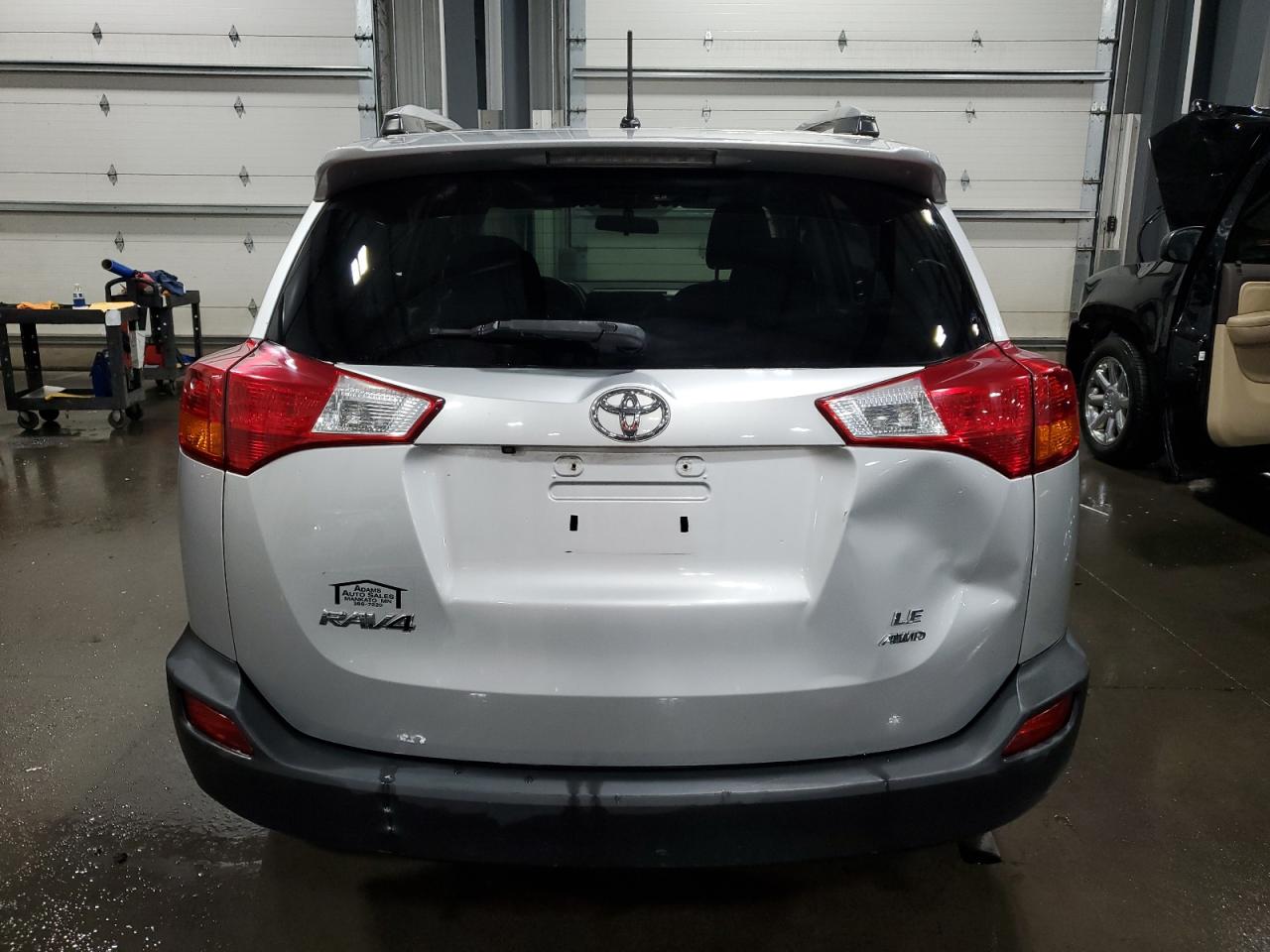 2015 Toyota Rav4 Le vin: 2T3BFREV9FW244590