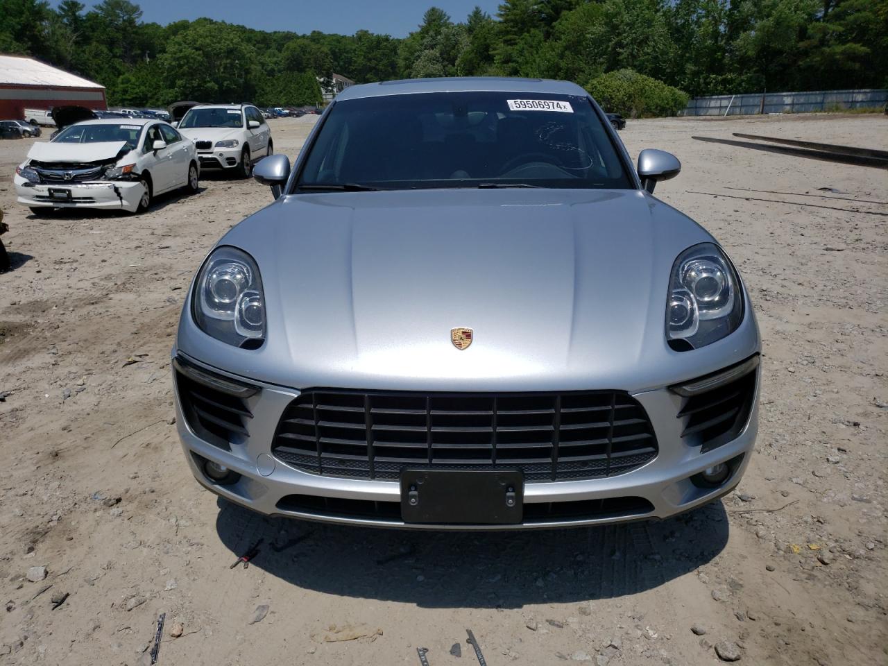 2015 Porsche Macan S vin: WP1AB2A54FLB51188