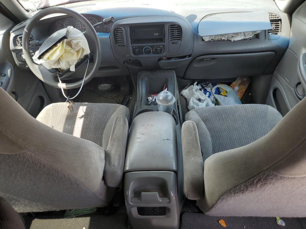 1FMRU1764XLB70457 1999 Ford Expedition