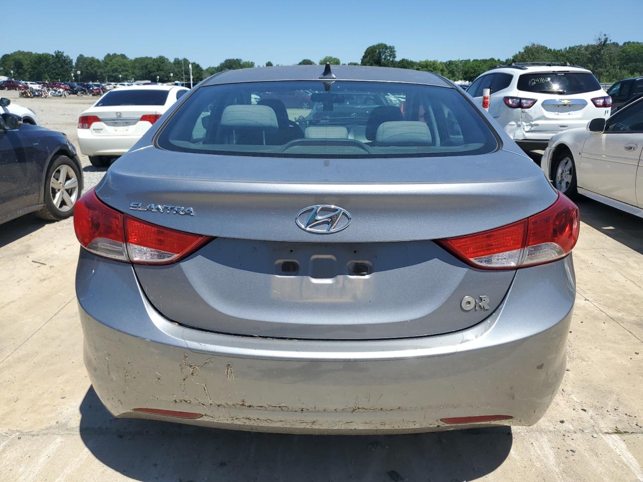 2013 Hyundai Elantra Gls vin: KMHDH4AE6DU573880