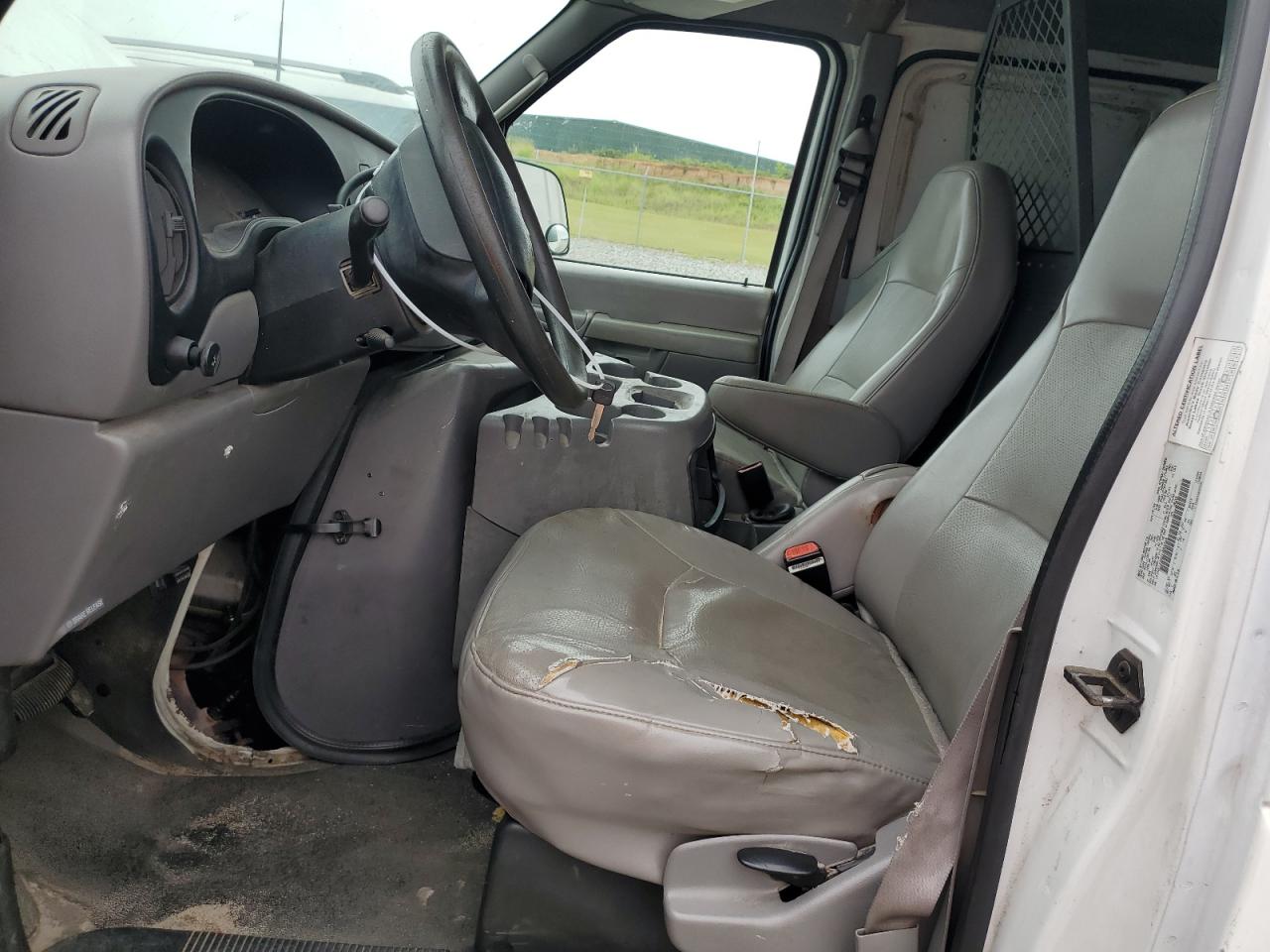 1FTRE14202HB84466 2002 Ford Econoline E150 Van