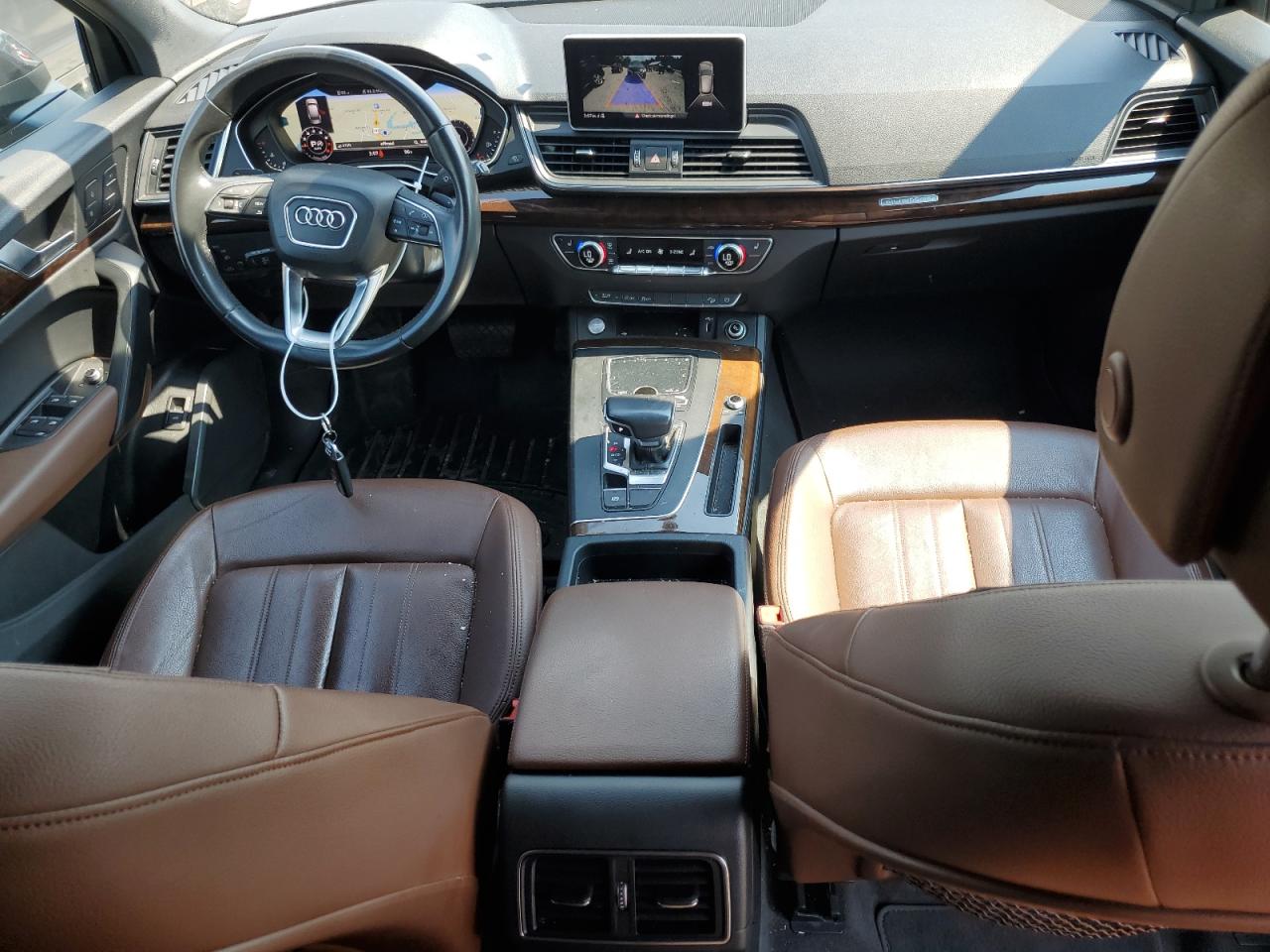 WA1ANAFY2J2230020 2018 Audi Q5 Premium