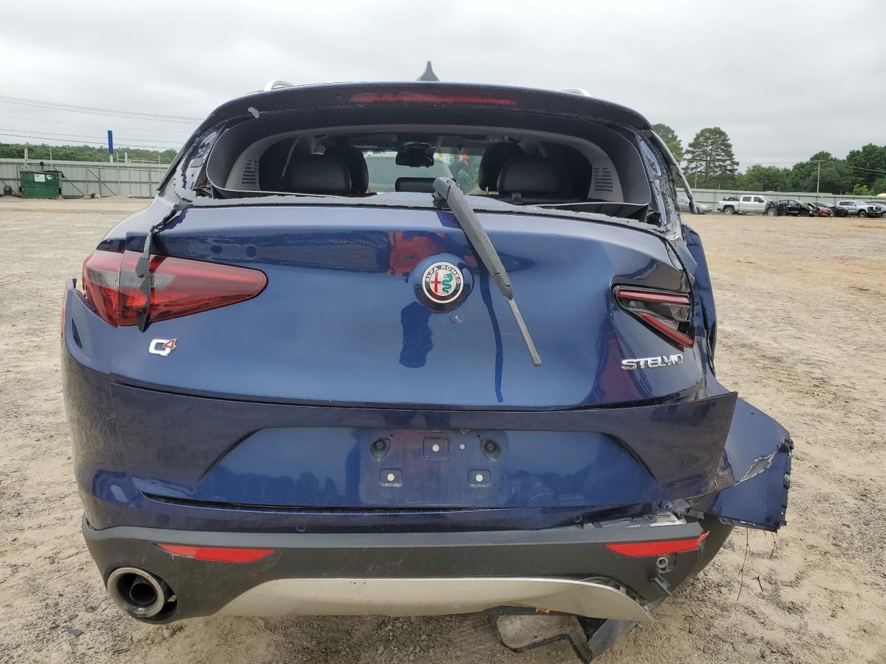 ZASFAKBN7J7B94750 2018 Alfa Romeo Stelvio Ti