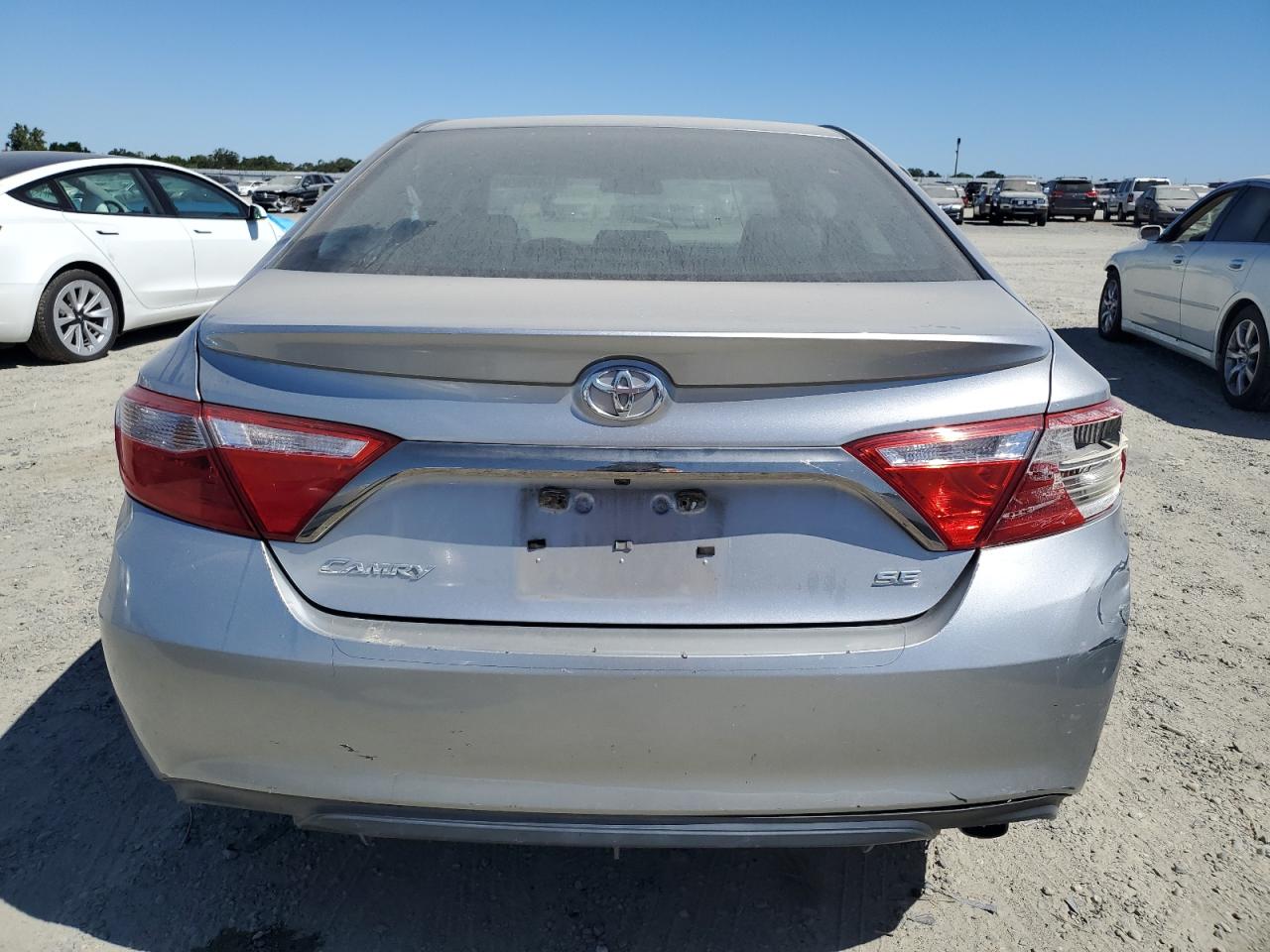 2016 Toyota Camry Le vin: 4T1BF1FK3GU124056