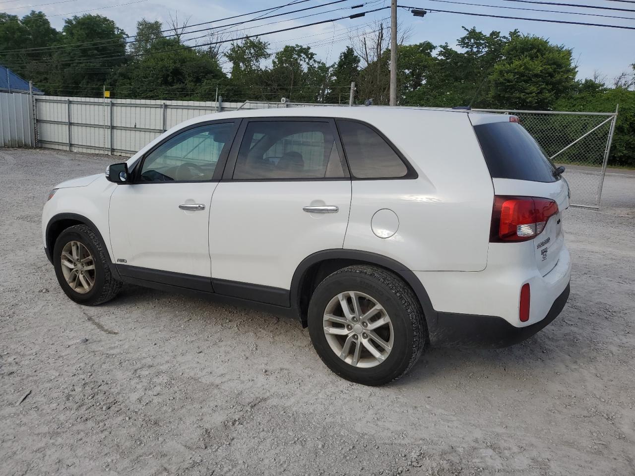 5XYKTCA6XFG646606 2015 Kia Sorento Lx