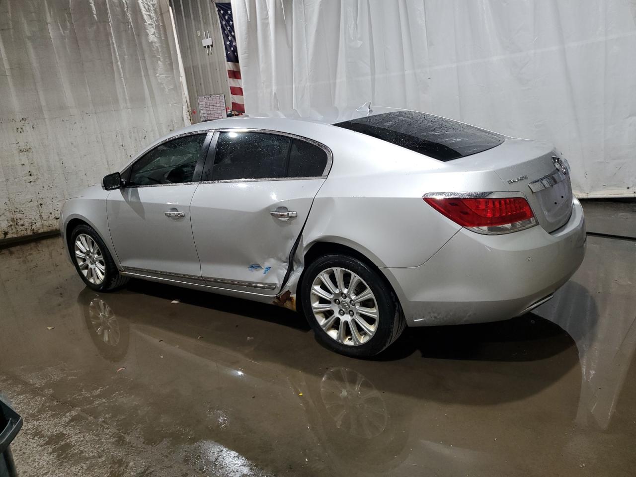 2013 Buick Lacrosse vin: 1G4GC5E36DF227679