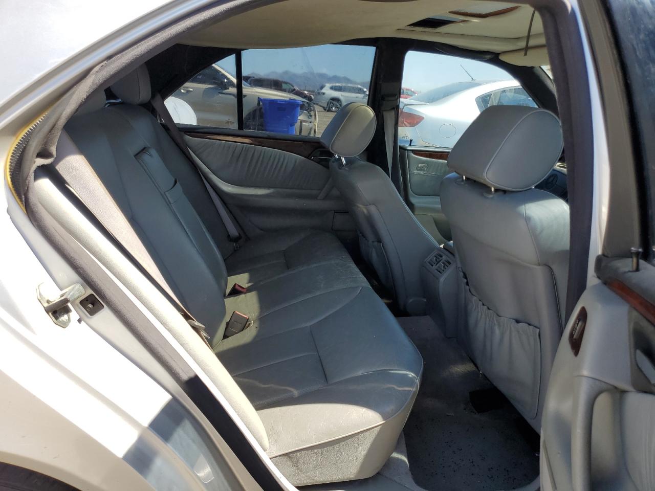 WDBJF65F2WA627612 1998 Mercedes-Benz E 320