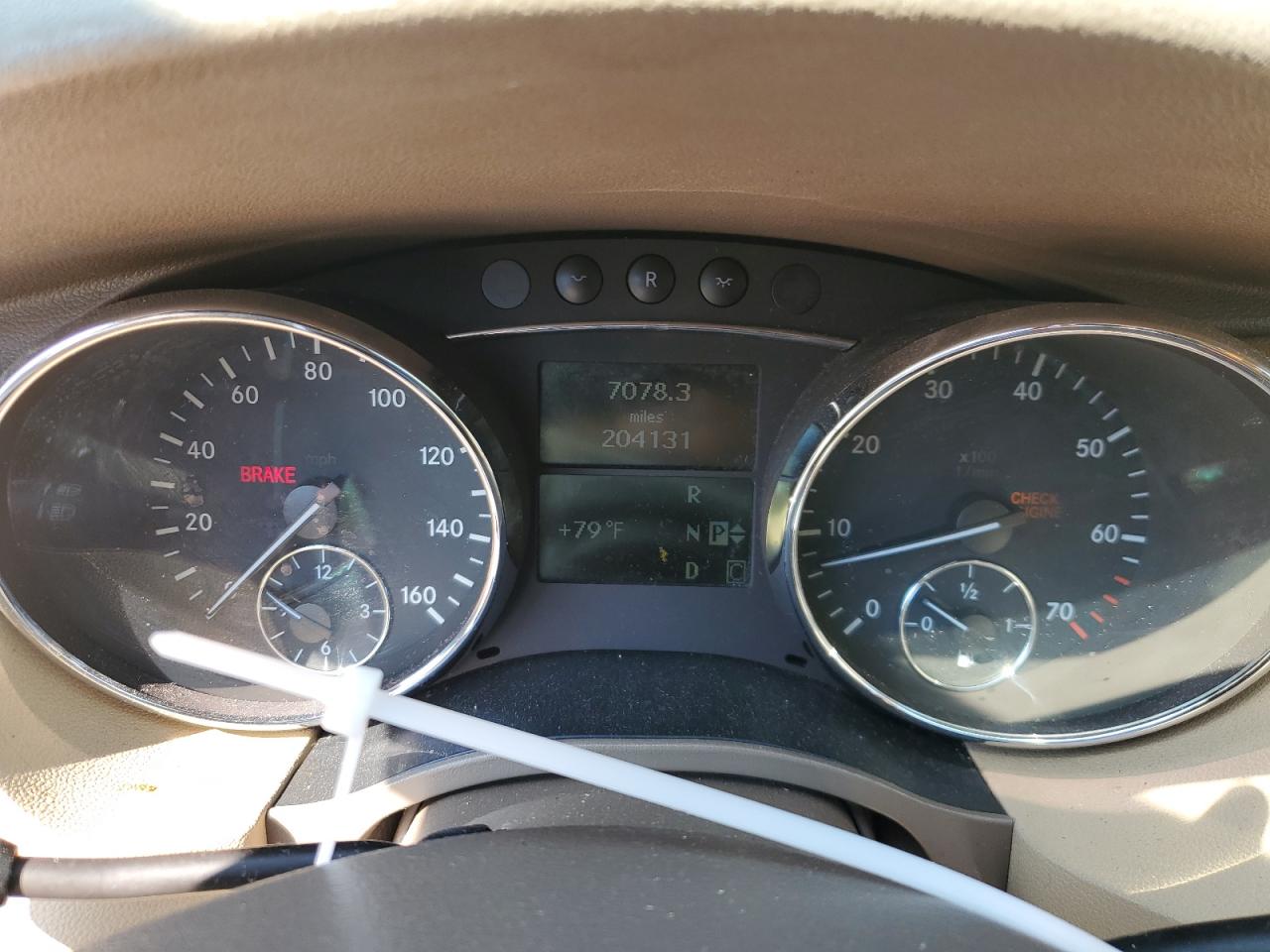 4JGCB65E26A033899 2006 Mercedes-Benz R 350