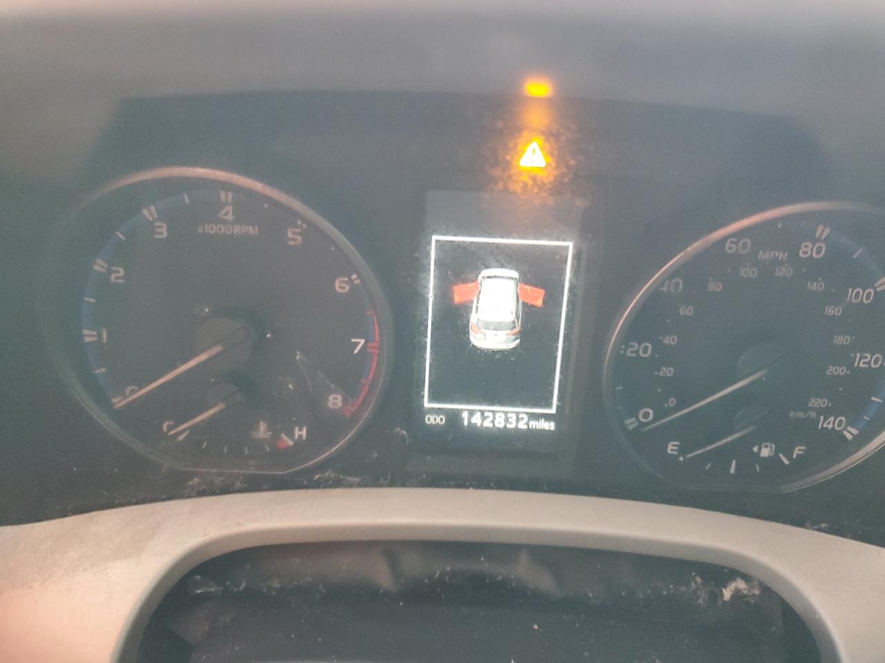 2T3WFREVXHW384880 2017 Toyota Rav4 Xle