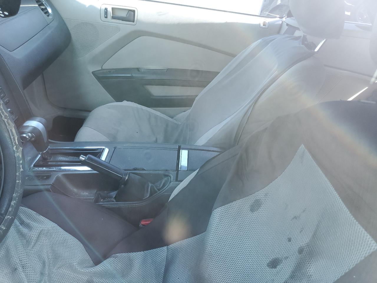 1ZVBP8EN6A5122435 2010 Ford Mustang