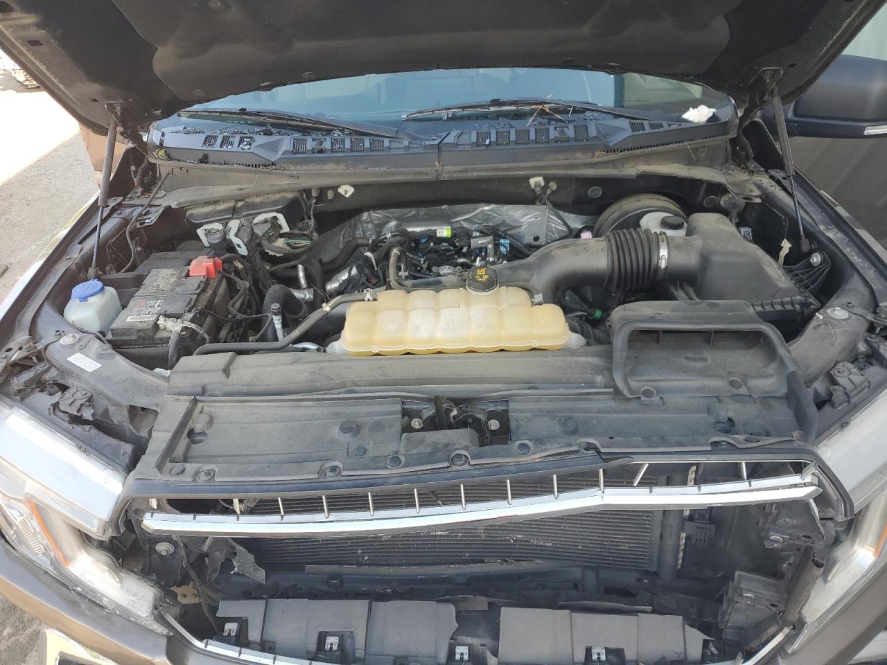 1FTEW1CP8KFC15855 2019 Ford F150 Supercrew