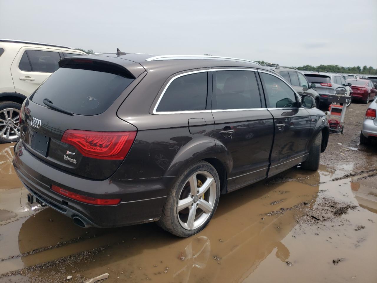 2013 Audi Q7 Prestige vin: WA1DGBFE9DD012197