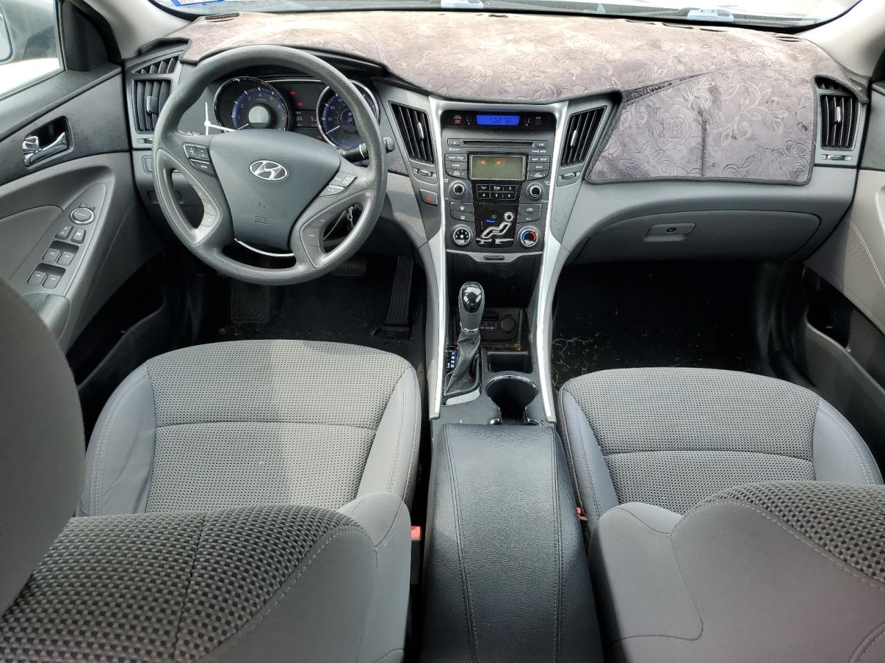 5NPEB4AC1DH743081 2013 Hyundai Sonata Gls