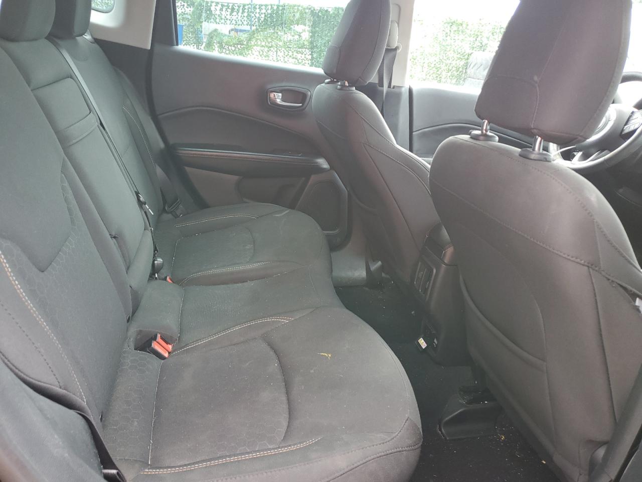 3C4NJCAB8KT809143 2019 Jeep Compass Sport