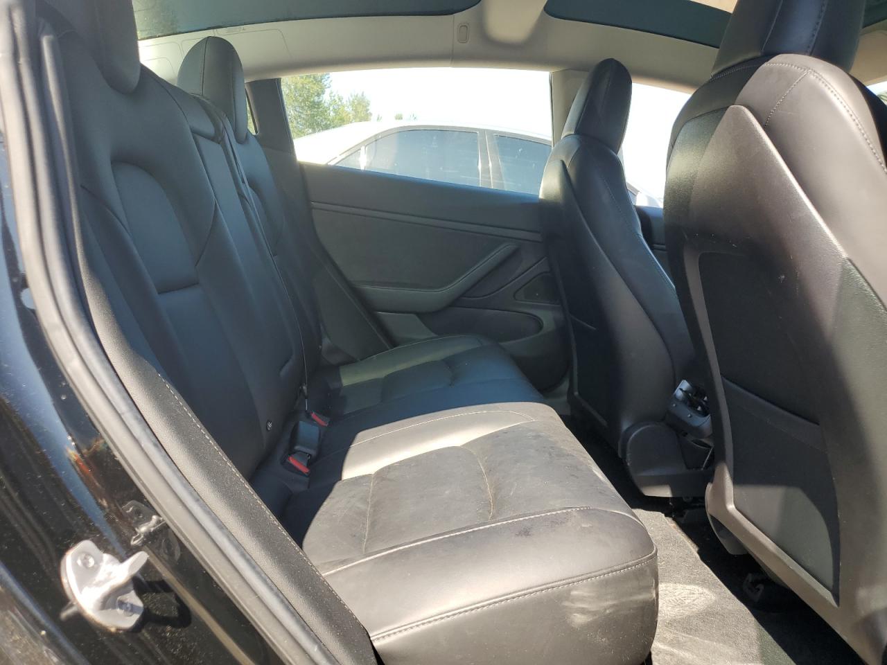 5YJ3E1EB8JF103314 2018 Tesla Model 3