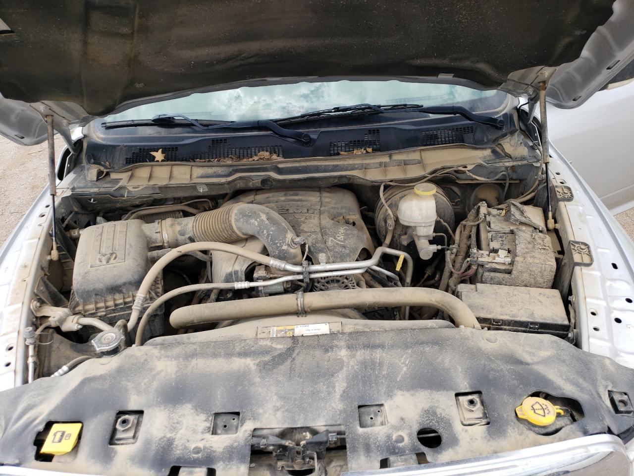 1C6RR7LT7KS535398 2019 Ram 1500 Classic Slt