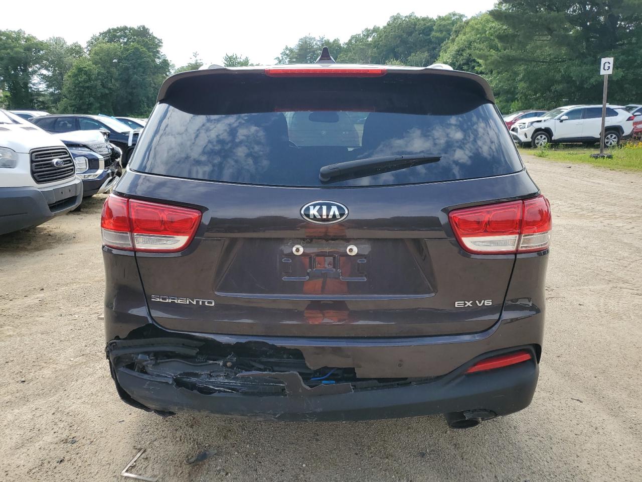 2018 Kia Sorento Ex vin: 5XYPHDA58JG355941