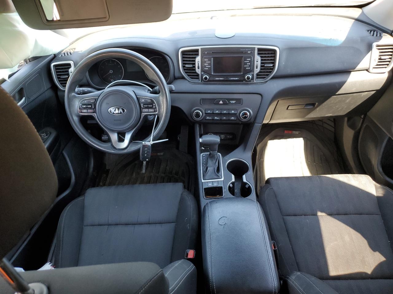 KNDPM3AC1H7136704 2017 Kia Sportage Lx