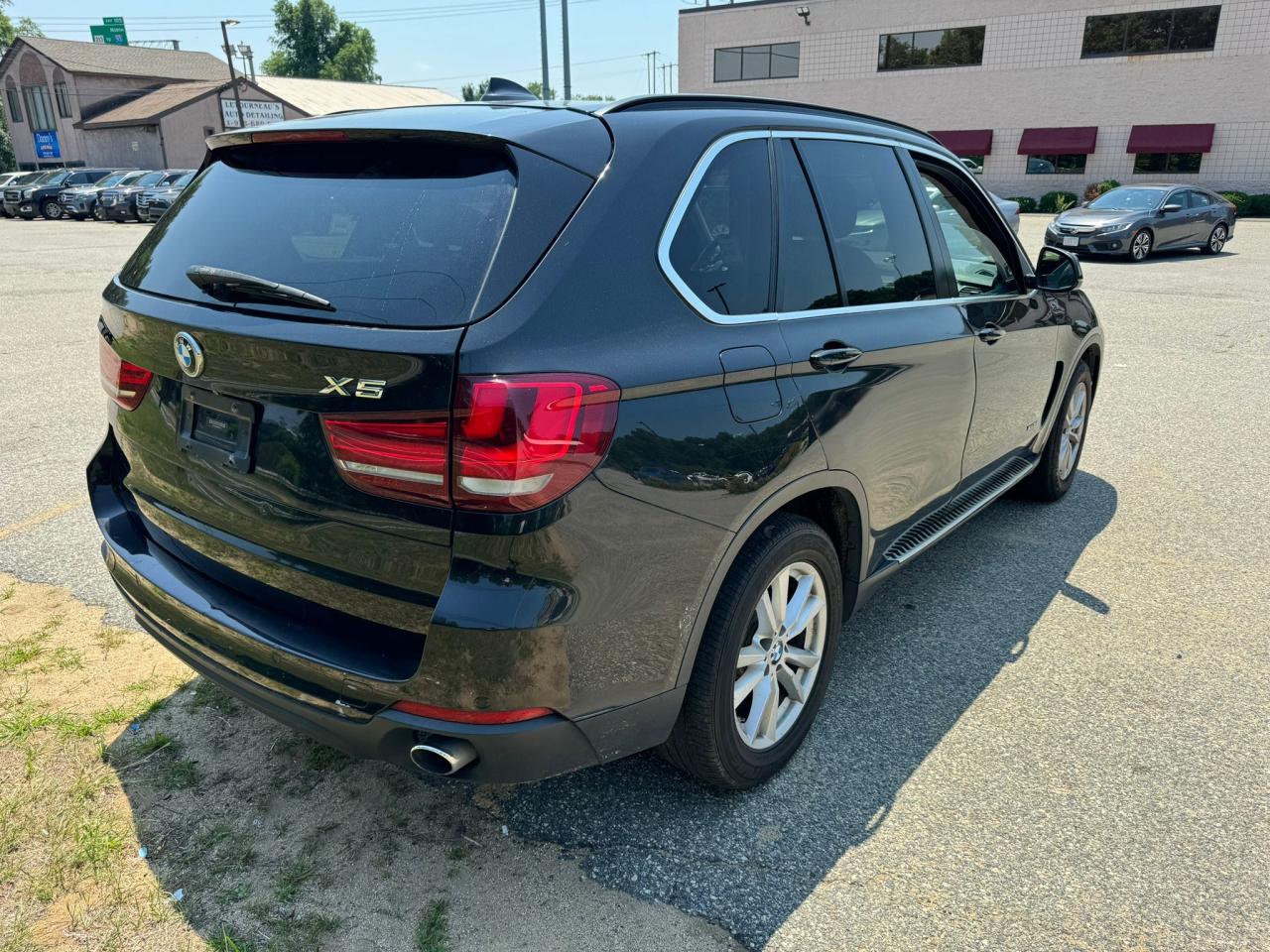 2015 BMW X5 xDrive35I vin: 5UXKR0C56F0P03776