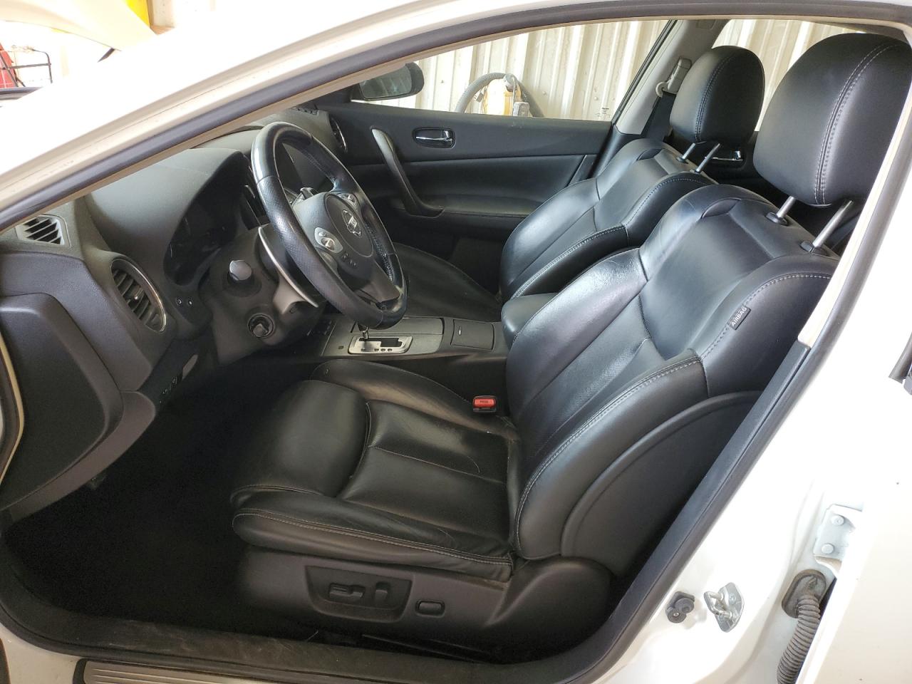 1N4AA5AP5BC840969 2011 Nissan Maxima S