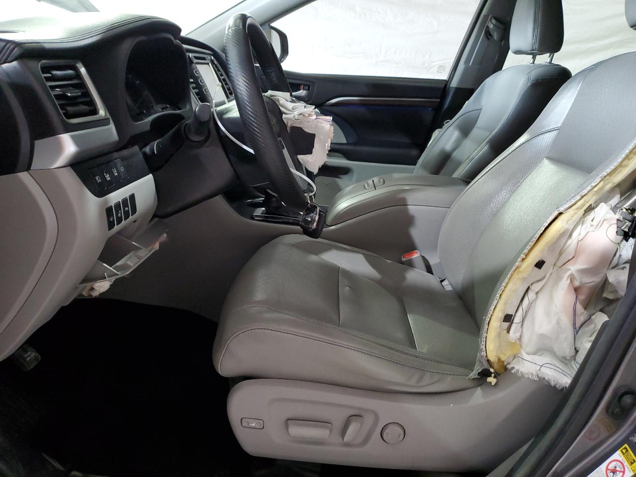 5TDDKRFHXGS338204 2016 Toyota Highlander Limited