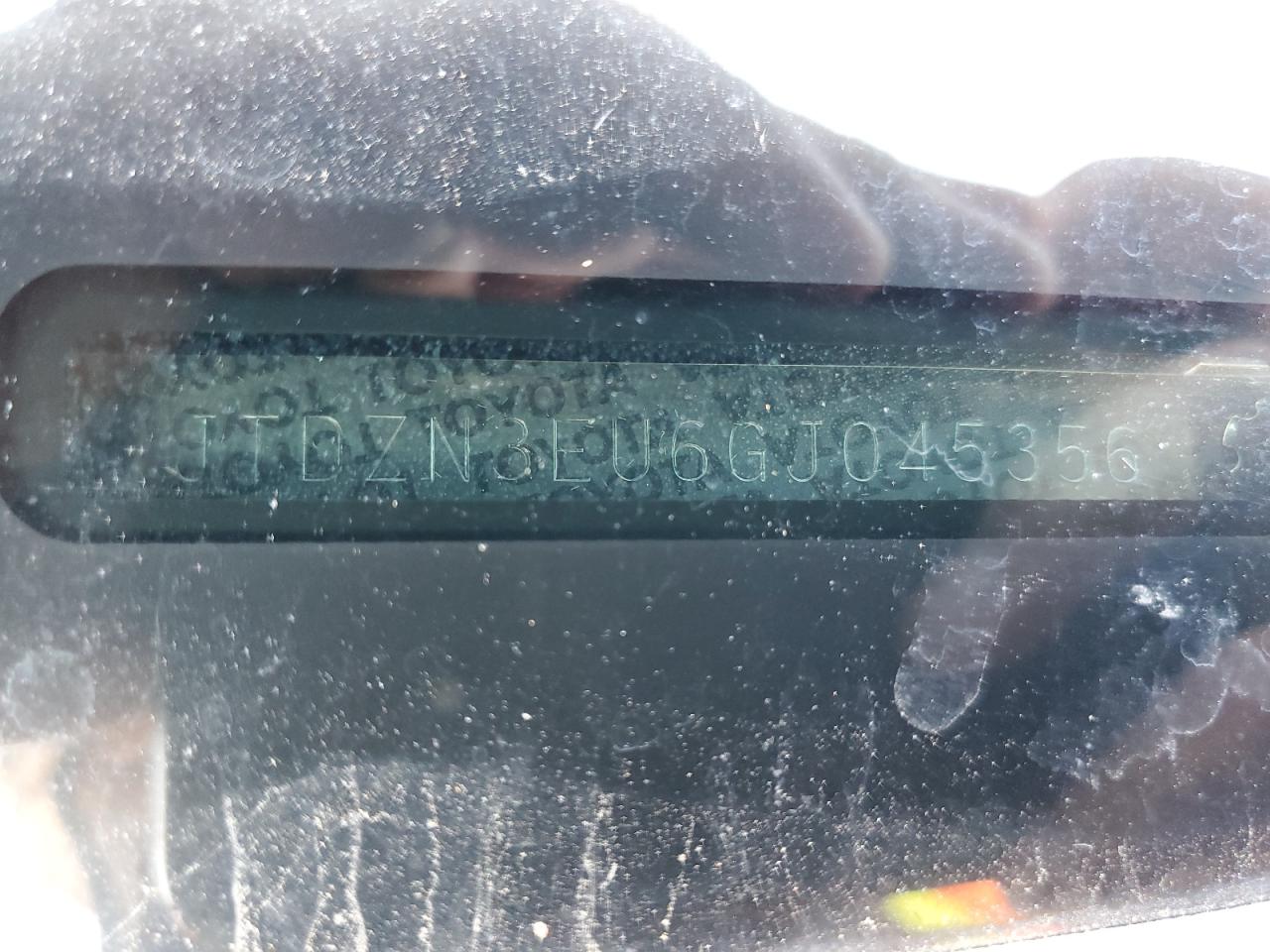 JTDZN3EU6GJ045356 2016 Toyota Prius V