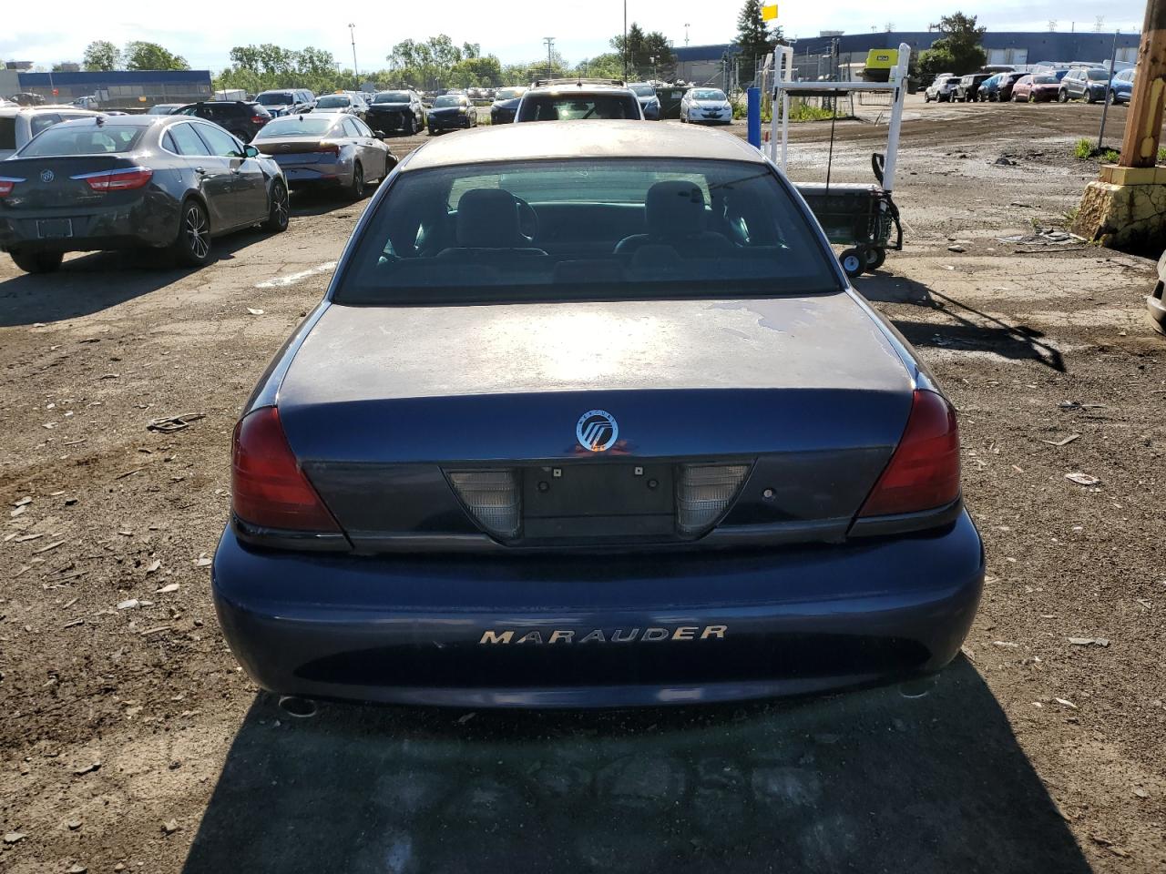 2MEHM75V43X664228 2003 Mercury Marauder