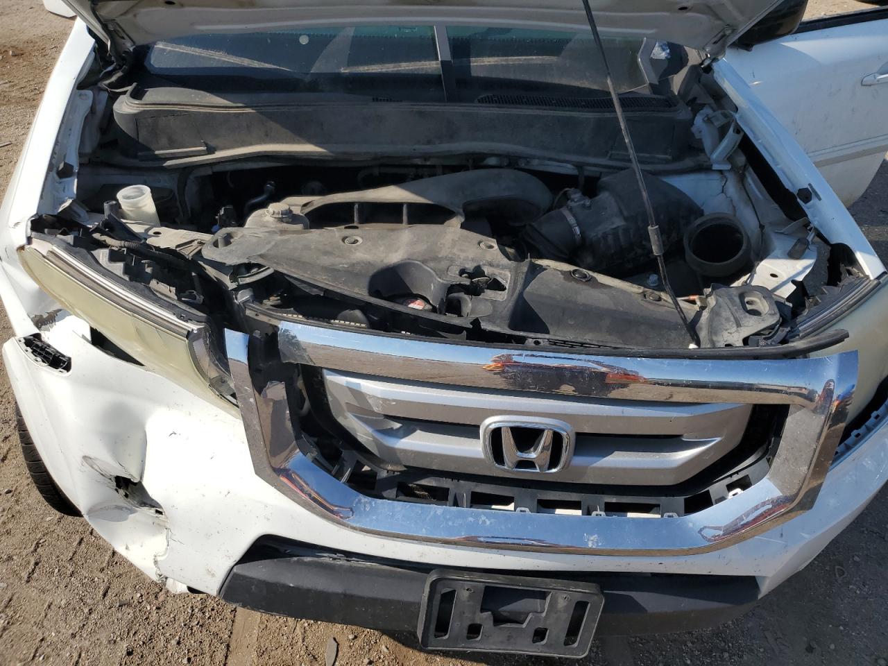 5FNYF3H52BB010021 2011 Honda Pilot Exl
