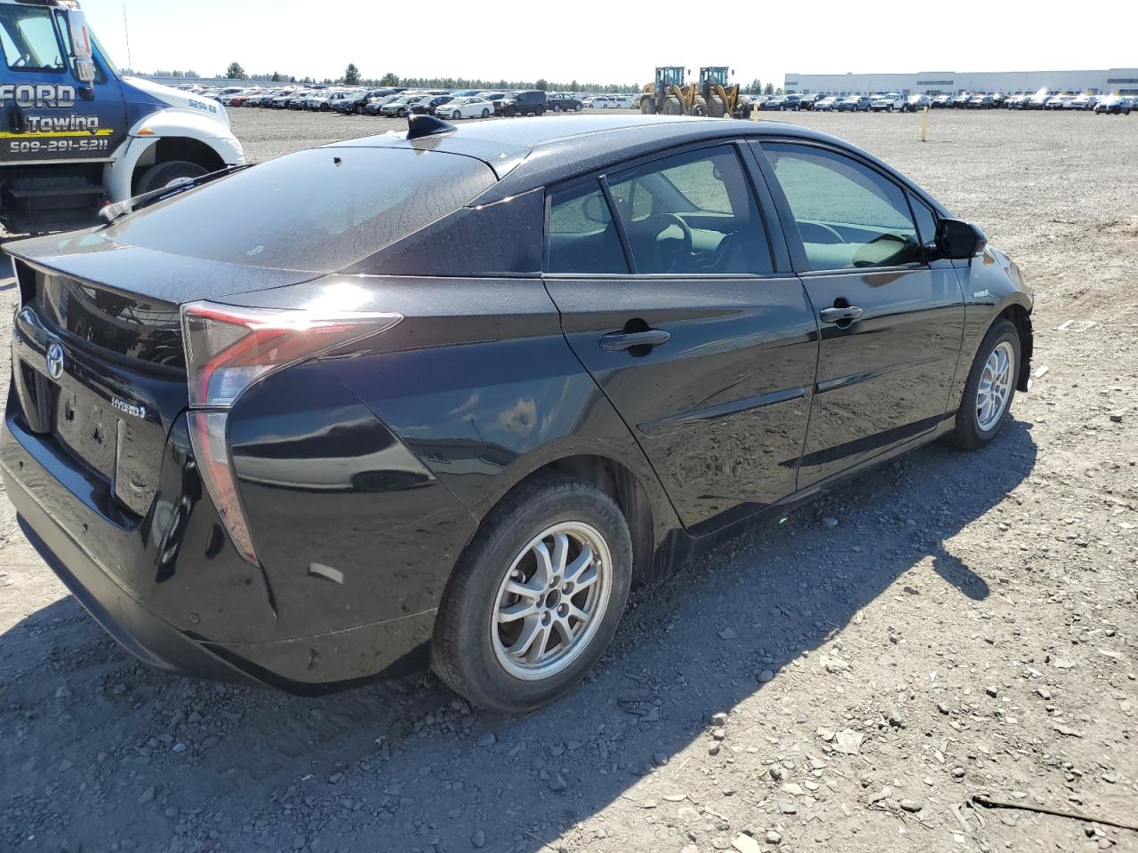 2018 Toyota Prius vin: JTDKARFU3J3059712