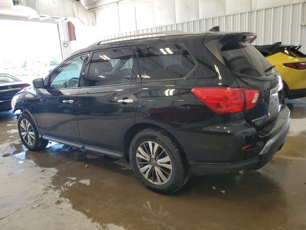 5N1DR2MMXKC623672 2019 Nissan Pathfinder S