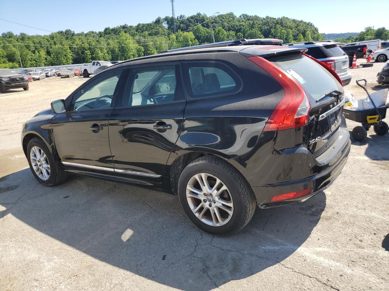 2016 Volvo Xc60 T5 vin: YV440MDJ3G2918896