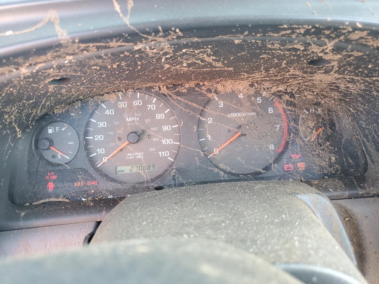 5N1ED28Y9YC569175 2000 Nissan Xterra Xe