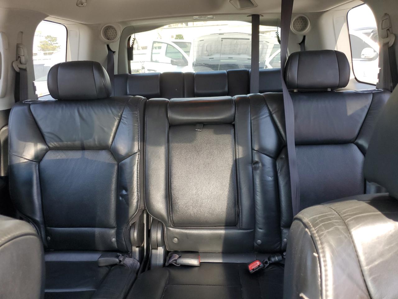 5FNYF4H97BB101584 2011 Honda Pilot Touring