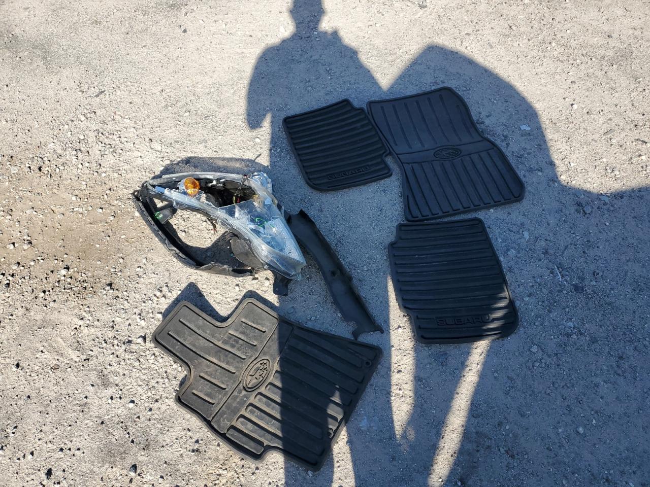 4S3BMCE64E3004621 2014 Subaru Legacy 2.5I Premium